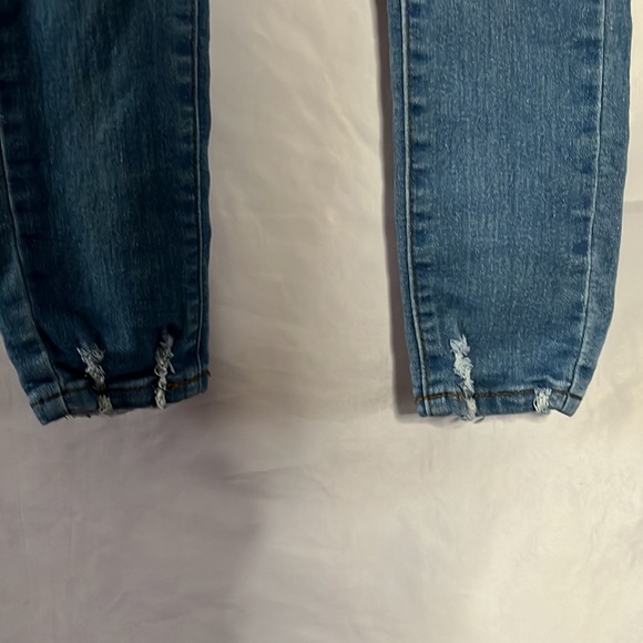 Girls Size 10 Distressed Jeans by GOGO STAR Kids - Picture 5 of 8